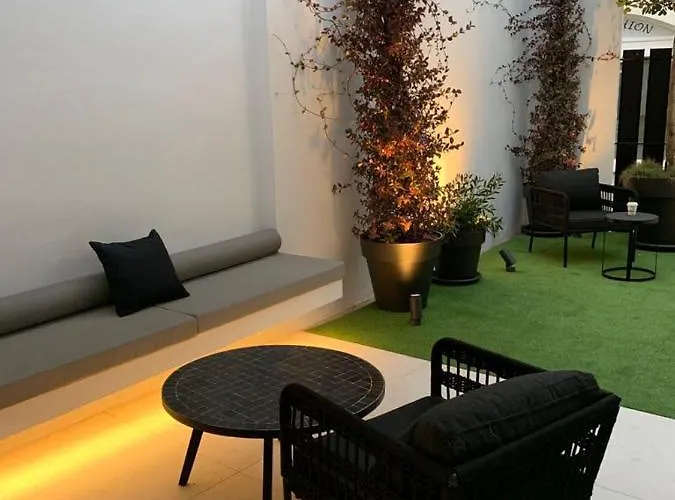 El Cargol Lejlighedshotel 3*